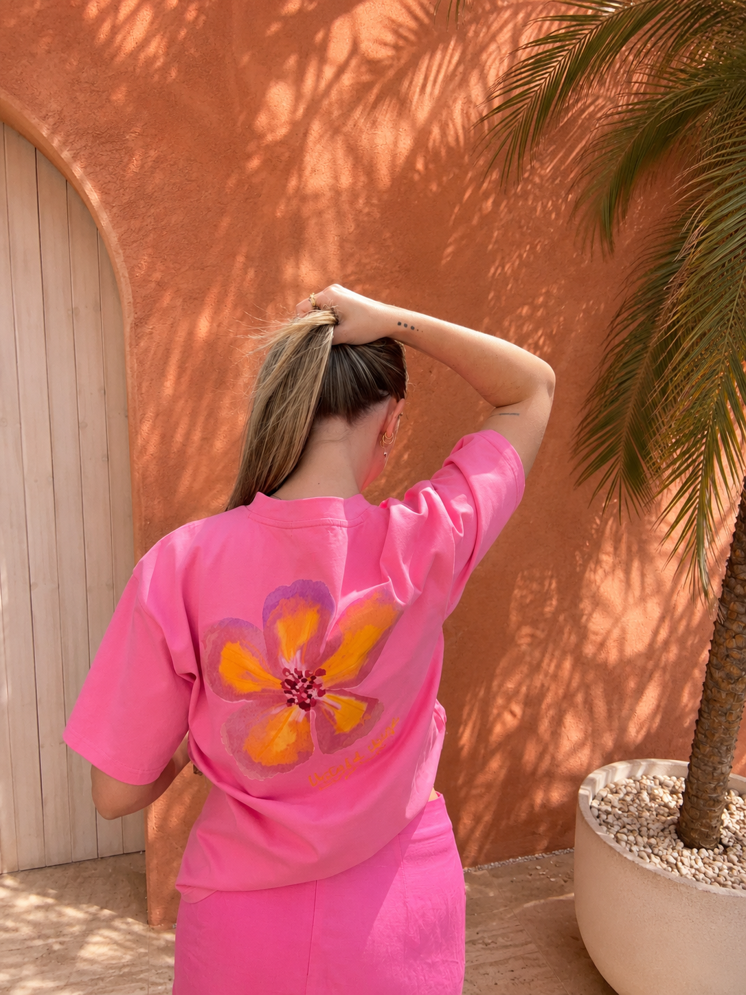 Ona - Relaxed Tee